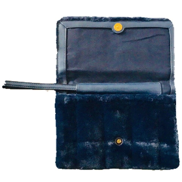 A New Day Faux Fur Convertible Wristlet / Clutch - Picture 2 of 5